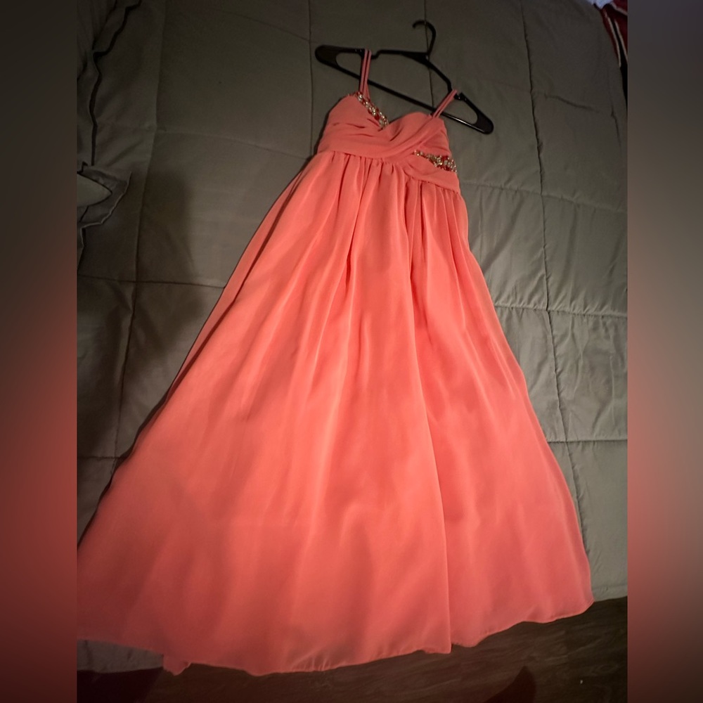 Girl’s dress size 12